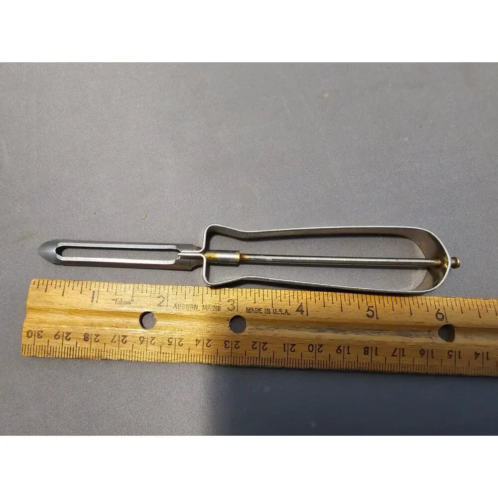 Vintage Vegetable Peeler/Slicer - 6
